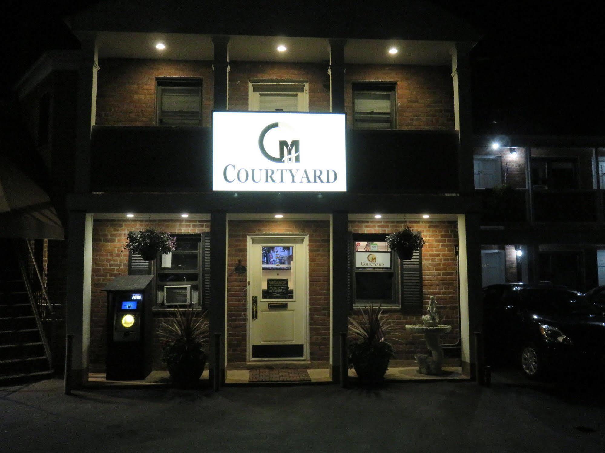 Central Motel Courtyard ホワイト・プレインズ エクステリア 写真